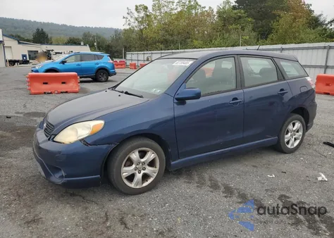 2006 Toyota Corolla Matrix Base z USA, uszkodzony, nr VIN 2T1LR32E66C557992